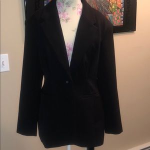 Something Navy-NWOT Beautiful Quality Black Blazer